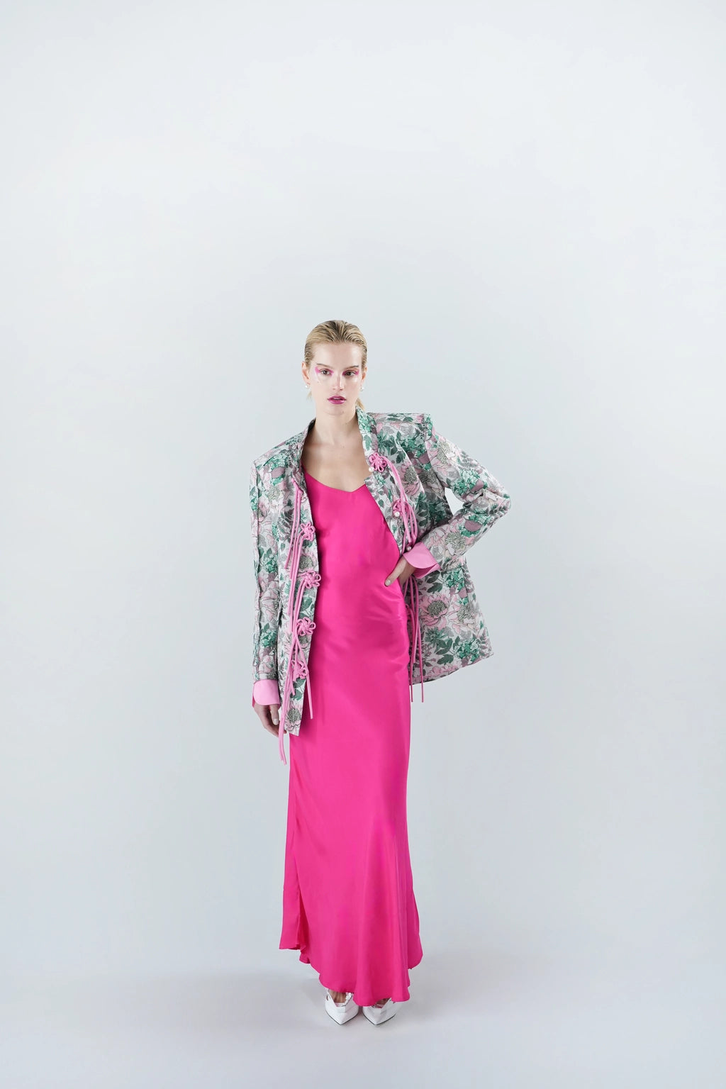 Floral Grace Cheongsam - Paeonia Cut Out Back Blazer