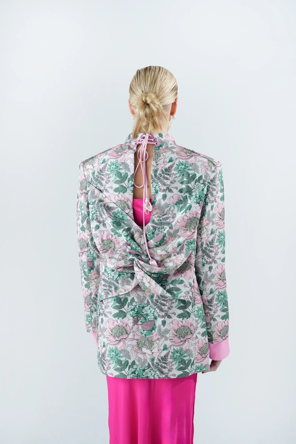 Floral Grace Cheongsam - Paeonia Cut Out Back Blazer