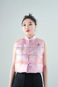 Load image into Gallery viewer, Jade Dragon Scrolls - Song Brocade Goose Down Gilet
