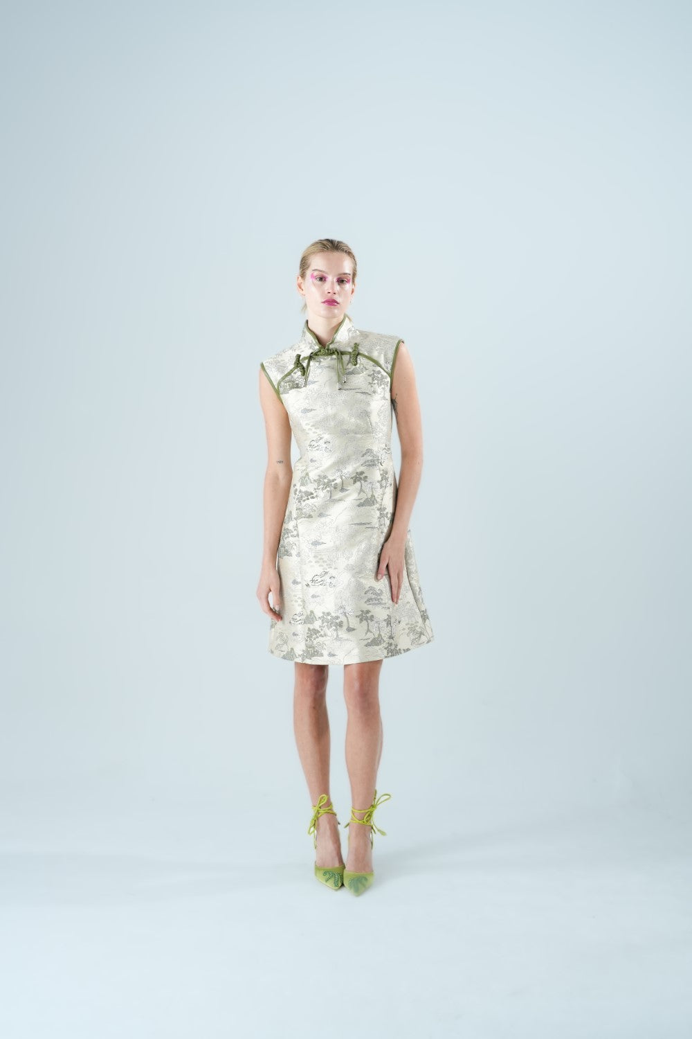 In The Mood for Love: Elegance of Shanghai Sheath - Green Flower Modified Cheongsam